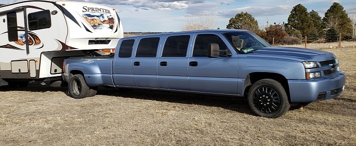  Seven-door Chevrolet Silverado limo dually wants to be the perfect family car
