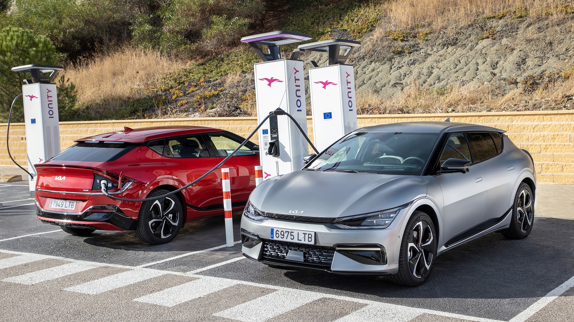 Electric cars: Supercharging tweak could fill batteries 90% in 10 mins