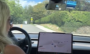 A Tesla With FSD Beta 10.69 Has Difficulty Getting Through These Tricky Situations