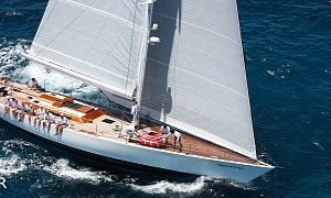 A World-Famous Designer’s Former Sailing Yacht Shows the Meaning of Classic Elegance