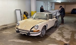 Abandoned 1973 Porsche 911 Targa Gets First Wash in 22 Years, Still Looks Pretty
