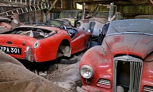 Abandoned Farm Hides a Big Hoard of Classic Cars, Rare Porsches Included