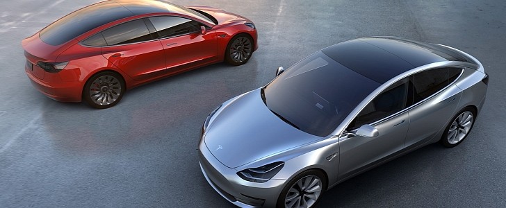 German man accidentally orders 28 Tesla Model 3s when site malfunctions