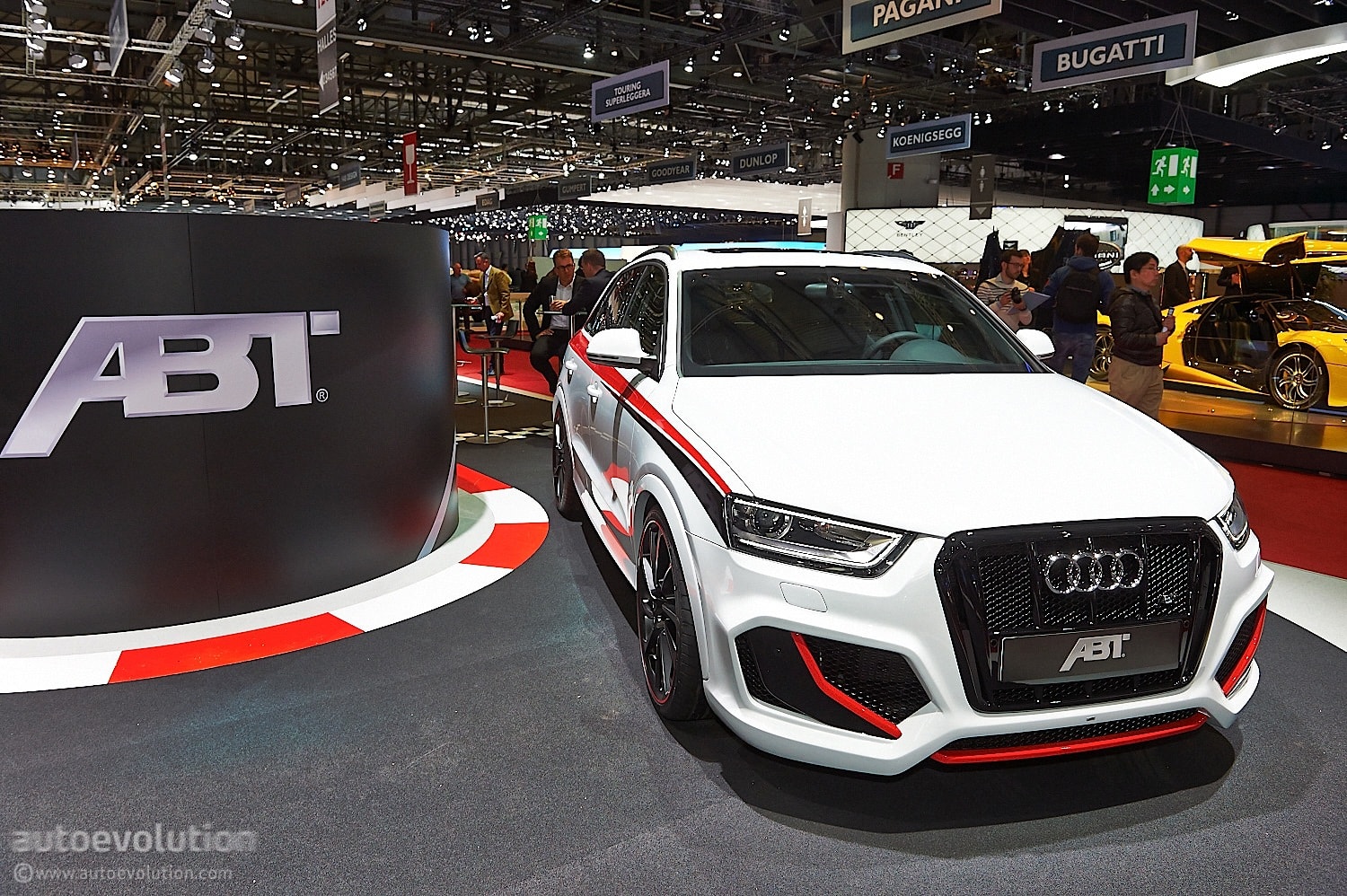 ABT Puts Power Back into 2.5 TFSI with Audi RS Q3 Tuning Project [Live  Photos] - autoevolution