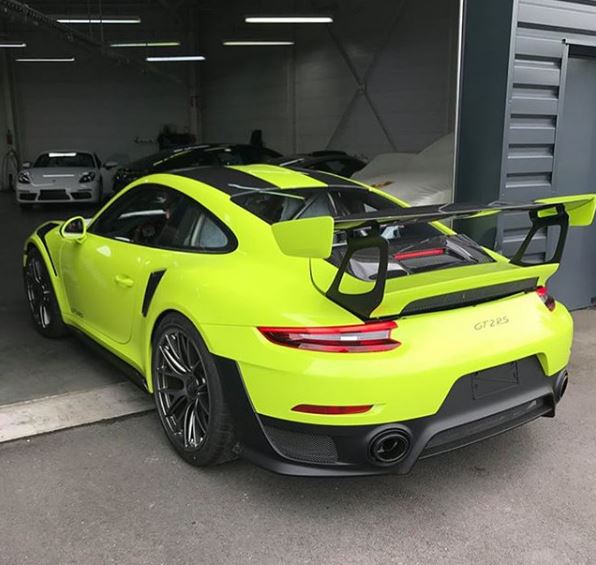 Acid Green 2018 Porsche 911 Gt2 Rs Weissach Has Matching