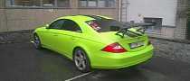 Acid-Green Mercedes-Benz CLS C219 is an Eyesore