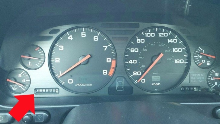 Acura NSX Passes 388,888 Miles