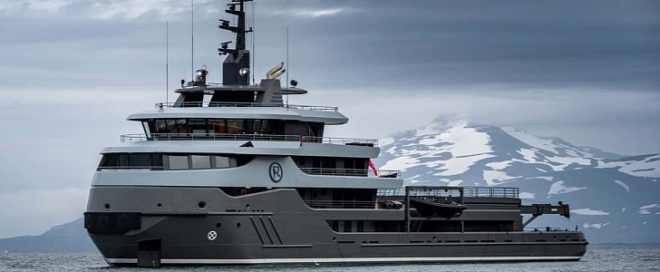 Ragnar is a massive luxury explorer that was infamously stuck in Norway due to lack of fuel