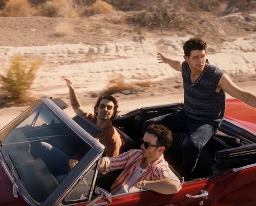 Ahead of Las Vegas Residency, the Jonas Brothers Drove a Red Mustang in ...