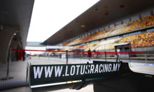 AirAsia Ensures Quick Travel for Lotus F1 Team