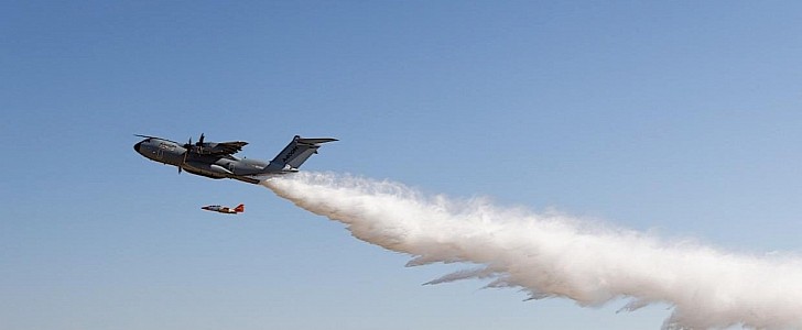 Airbus A400M Atlas on firefighting test