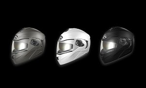 Airoh Shows Rides, a New Touring Flip-Up Helmet