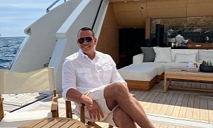 Alex Rodriguez Enjoys Himself on Yacht in Italy With New Girlfriend Kathryne Padgett