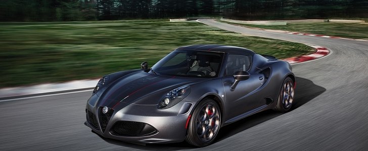 Alfa Romeo Drops 4C Coupe, Spider Soldiers On