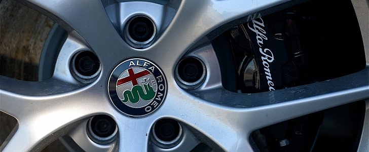 Alfa Romeo Stelvio brakes