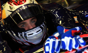 Alguersuari Tips Toro Rosso for 2011 Success