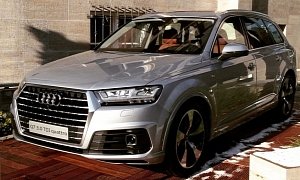 All-new Audi Q7 Spotted in Berlin, Displayed During Film Festival