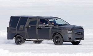 All-New Dodge Dakota / Mid-Size Ram Pickup Truck Spied Testing
