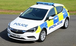 All-New Vauxhall "Arresting" Astra K Enters Police Service in the UK