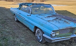 All-Original 1962 Pontiac Catalina Needs a Cozy Home After Sleeping Outside for Years