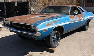 All-Original 1970 Dodge Challenger R/T 440 Six-Pack Is a 4-Speed Gem in B5 Blue