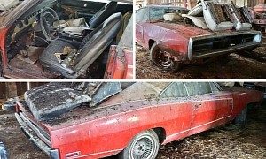 All-Original 1970 Dodge Charger R/T Decaying in a Barn Makes for a Sad Sight