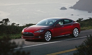 All-Wheel Drive Tesla Model S Coming in 2014?