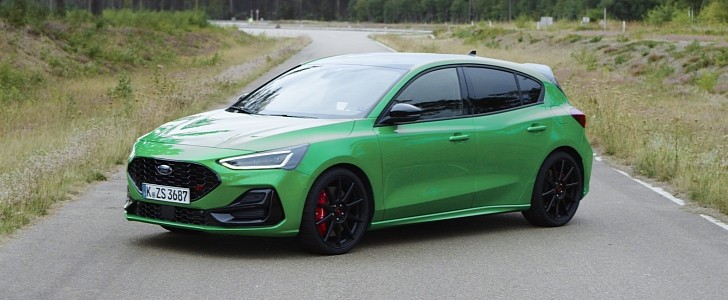 Ford Focus ST Track Pack official for Europe