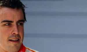Alonso May Face FIA Sanction for Briatore Tribute
