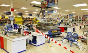 Angry Customer Drives Rolls Royce into Store