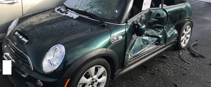 Woman deliberately rammed into cars at Oregon car dealership, after dispute with staff