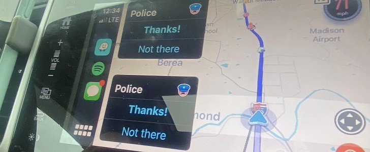 Waze notifications no longer going away on CarPlay