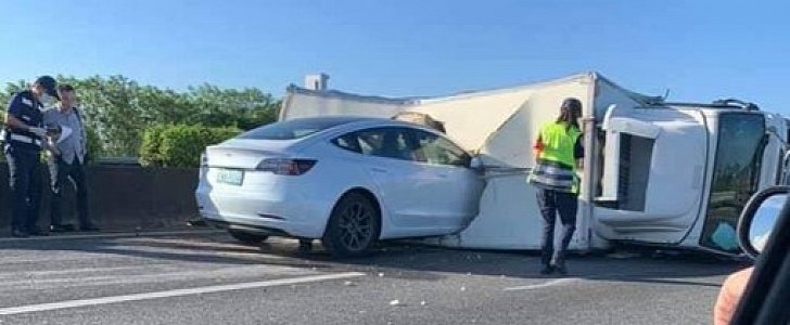 Tesla Model 3 on Autopilot drives straight into overturned truck in the middle of the highway