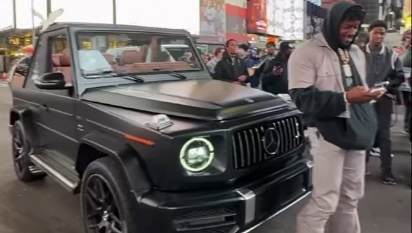 Antonio Brown and Mercedes-AMG G 63