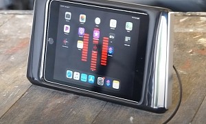 Apple CarPlay on Steroids: iPad Dash Mod Is the Right Way to Start an Audio Upgrade