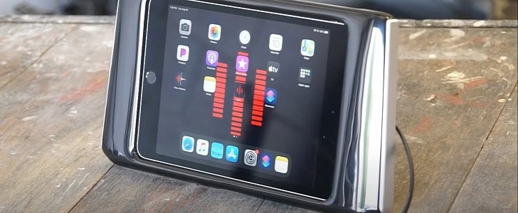 iPad mini dash mod