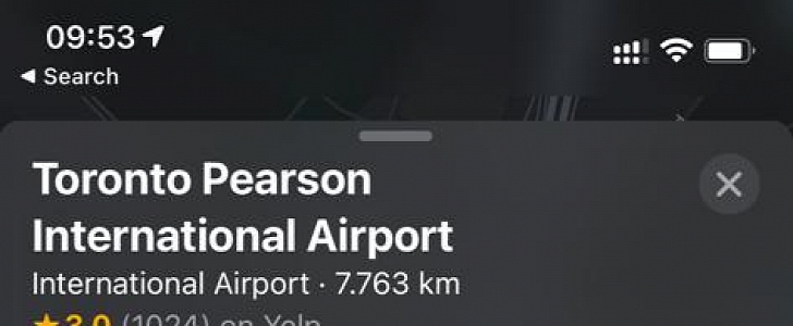 Airport info on Apple Maps