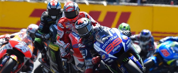 MotoGP action at Le Mans, 2015