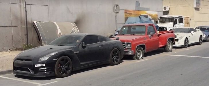 Nissan GT-Rs and Toyota Supra in Dubai