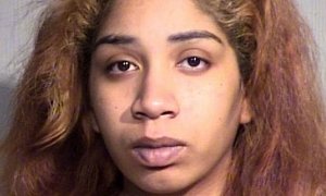 Arizona Woman Leaves 3 Children In Running Car to Go Shopping at Nordstrom