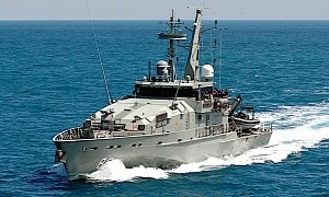 Armidale-Class HMAS Maitland to Become Autonomous Patrol Boat Prototype, Renamed Sentinel