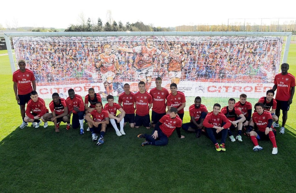 Arsenal players create life-size artwork in aid of Centrepoint
