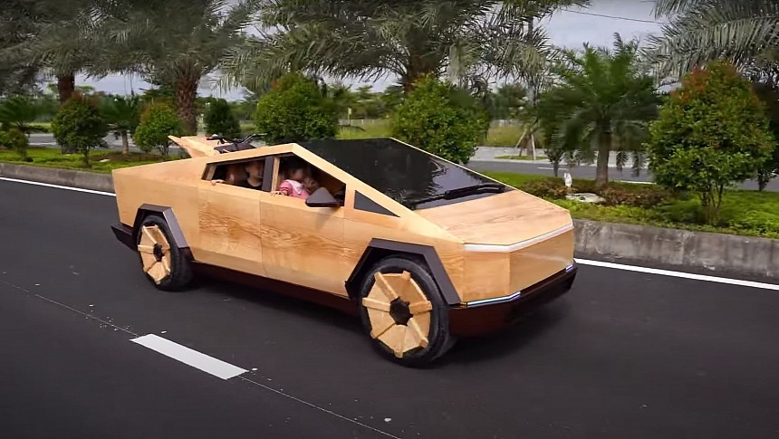 Wooden Tesla Cybertruck
