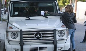 Ashely Tisdale Drives Her White Mercedes G550 to the Salon, Gets a Parking Ticket