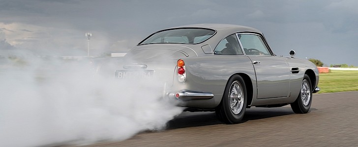 Aston Marting DB5 Goldfinger Continuation