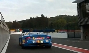 Aston Martin DBRS9 Screams on the Track
