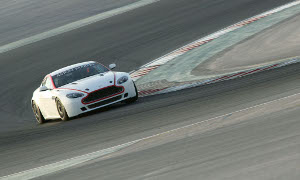 Aston Martin Supports Vantage GT4 Race Teams