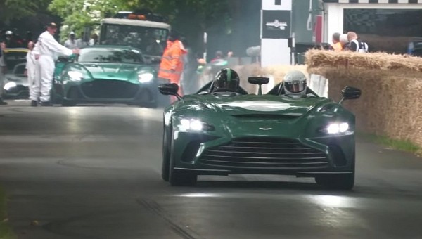Aston Martin V12 Speedster at 2022 Goodwood FoS