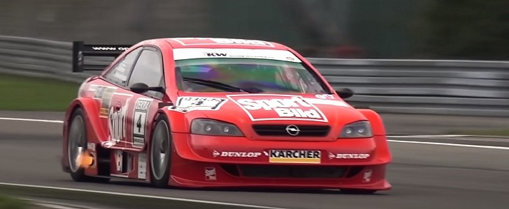 Opel Astra V8 Coupe DTM race car