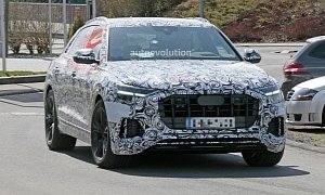 Audi RS Q8 Spied for the First Time, Pretends to Be the SQ8